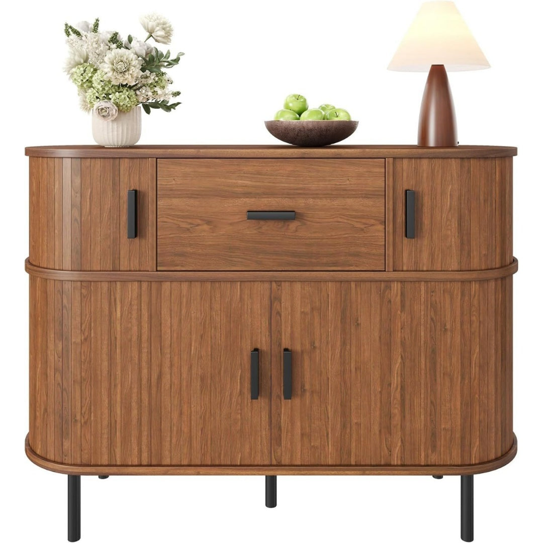 Buffet marron, entree, rangement interieur optimise
