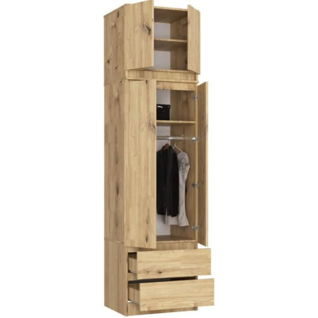 Armoire robuste en bois marron