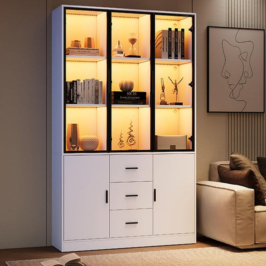 Petite vitrine avec des etageres reglables en hauteur